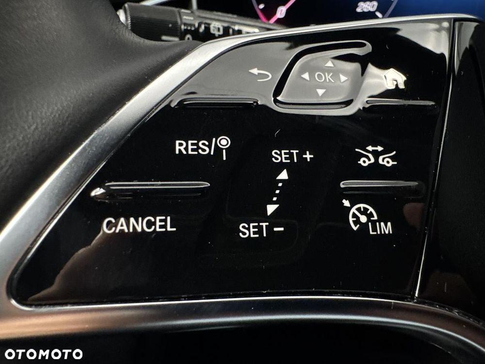 Mercedes-Benz Klasa E 300 de PHEV 4-Matic All-Terrain Avantgarde 9G-Tronic - 15