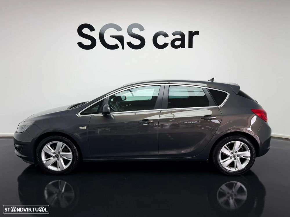 Opel Astra 1.6 CDTI Executive S/S J18 - 2