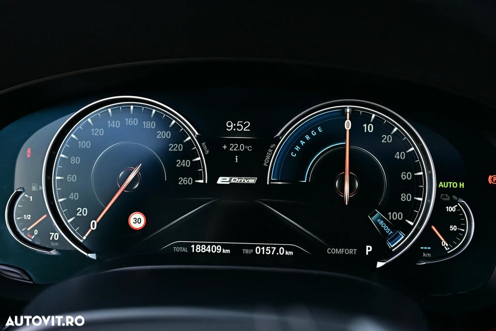 BMW Seria 5 - 32