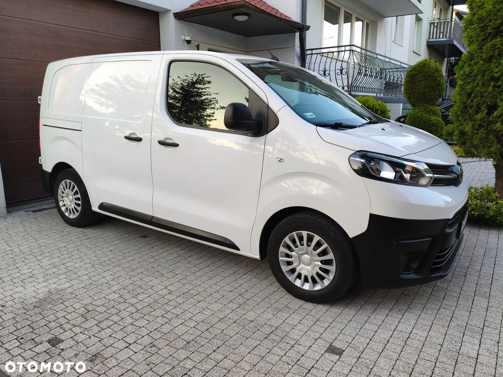 Toyota Prace - 3