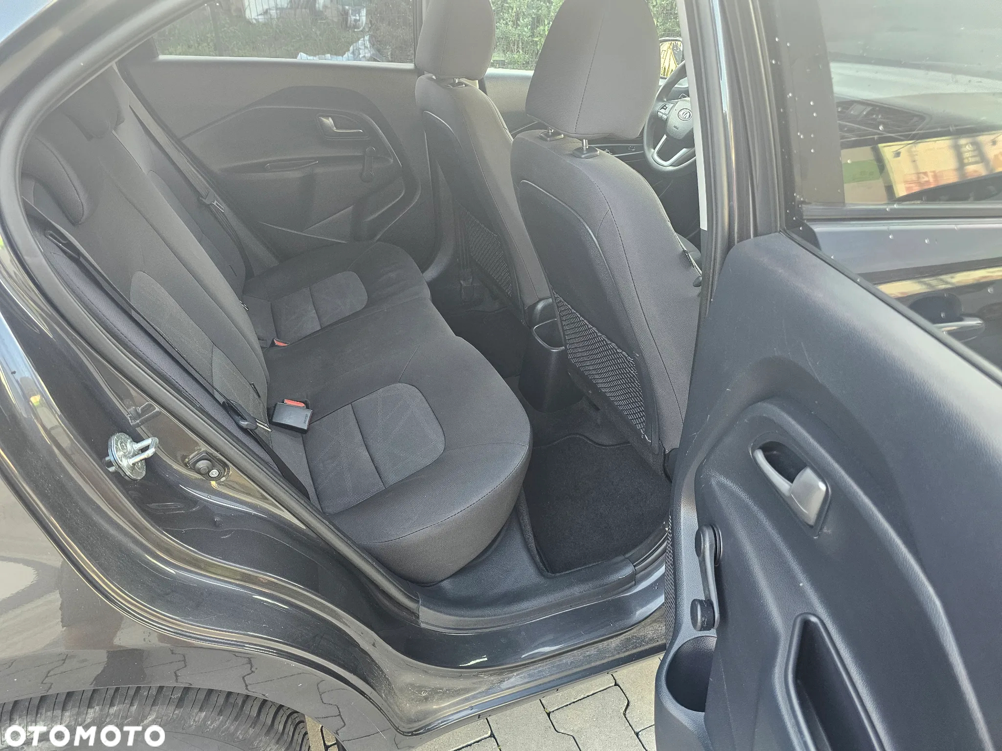 Kia Rio 1.1 CRDI Dream Team Edition - 13
