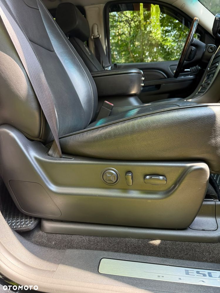 Cadillac Escalade 6.2 V8 Platinum - 23
