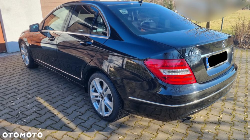 Mercedes-Benz Klasa C 180 CGI BlueEff Avantgarde - 9