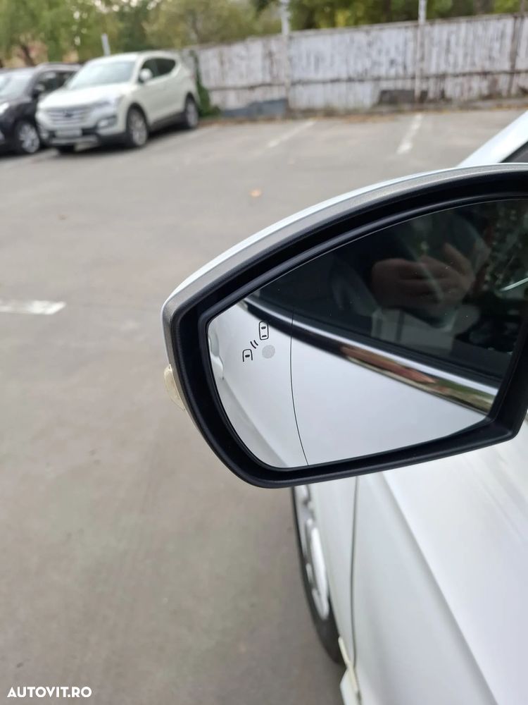 Ford Kuga 2.0 TDCi Powershift 4WD Titanium - 14