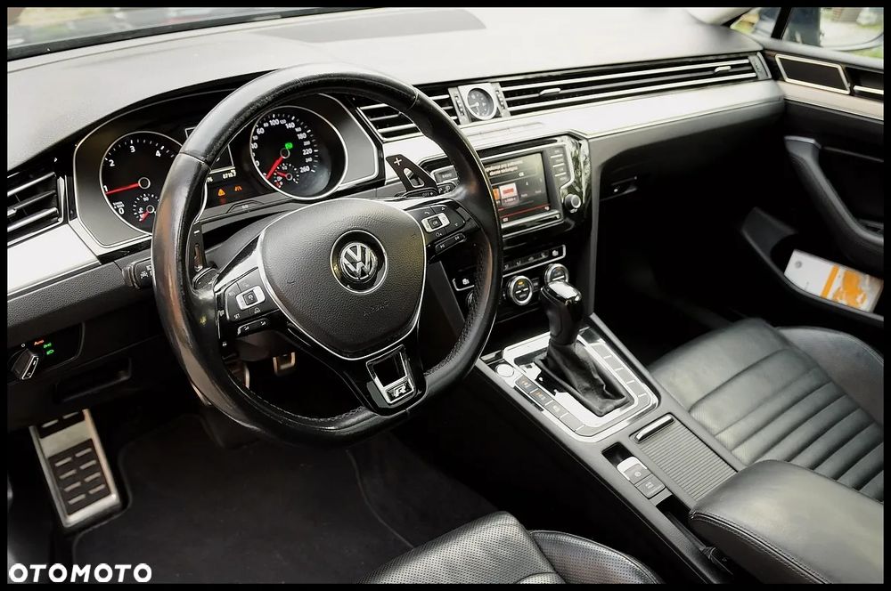 Volkswagen Passat - 5