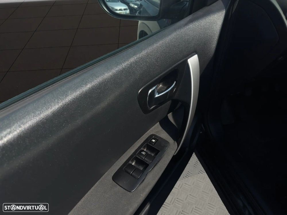 Nissan Qashqai 1.5 dCi Tekna Premium - 11