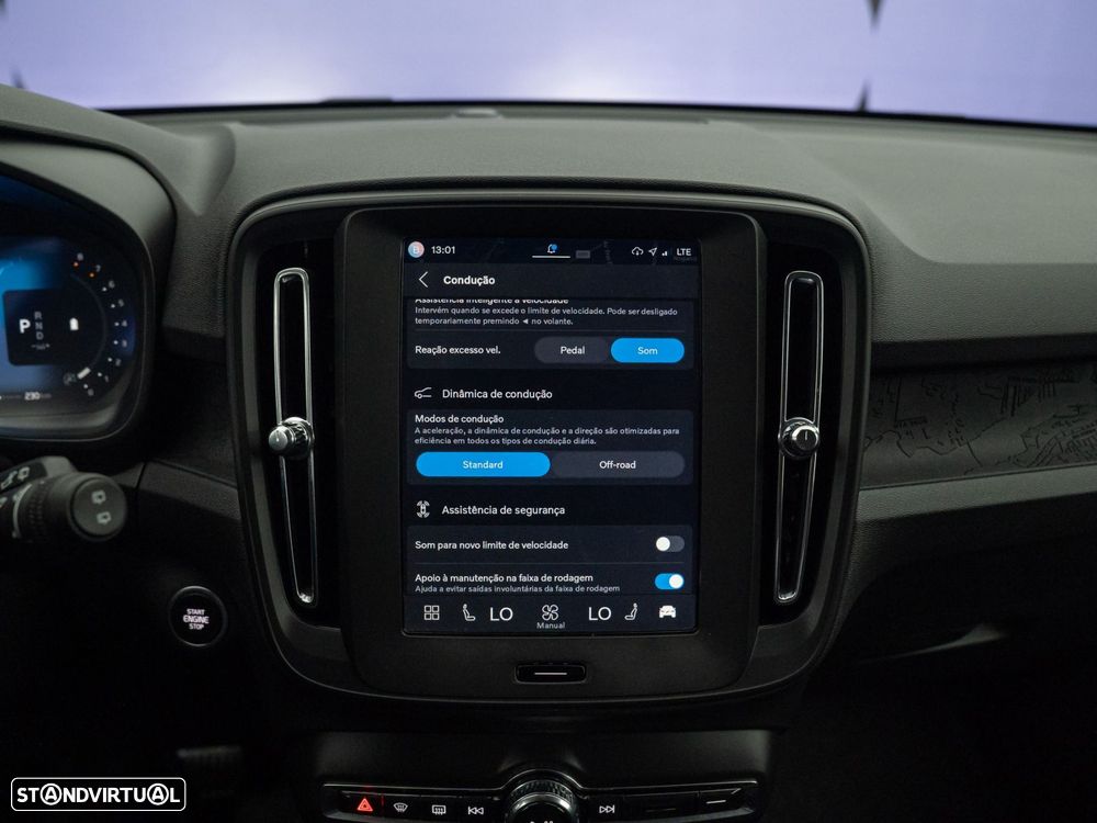 Volvo XC 40 - 32