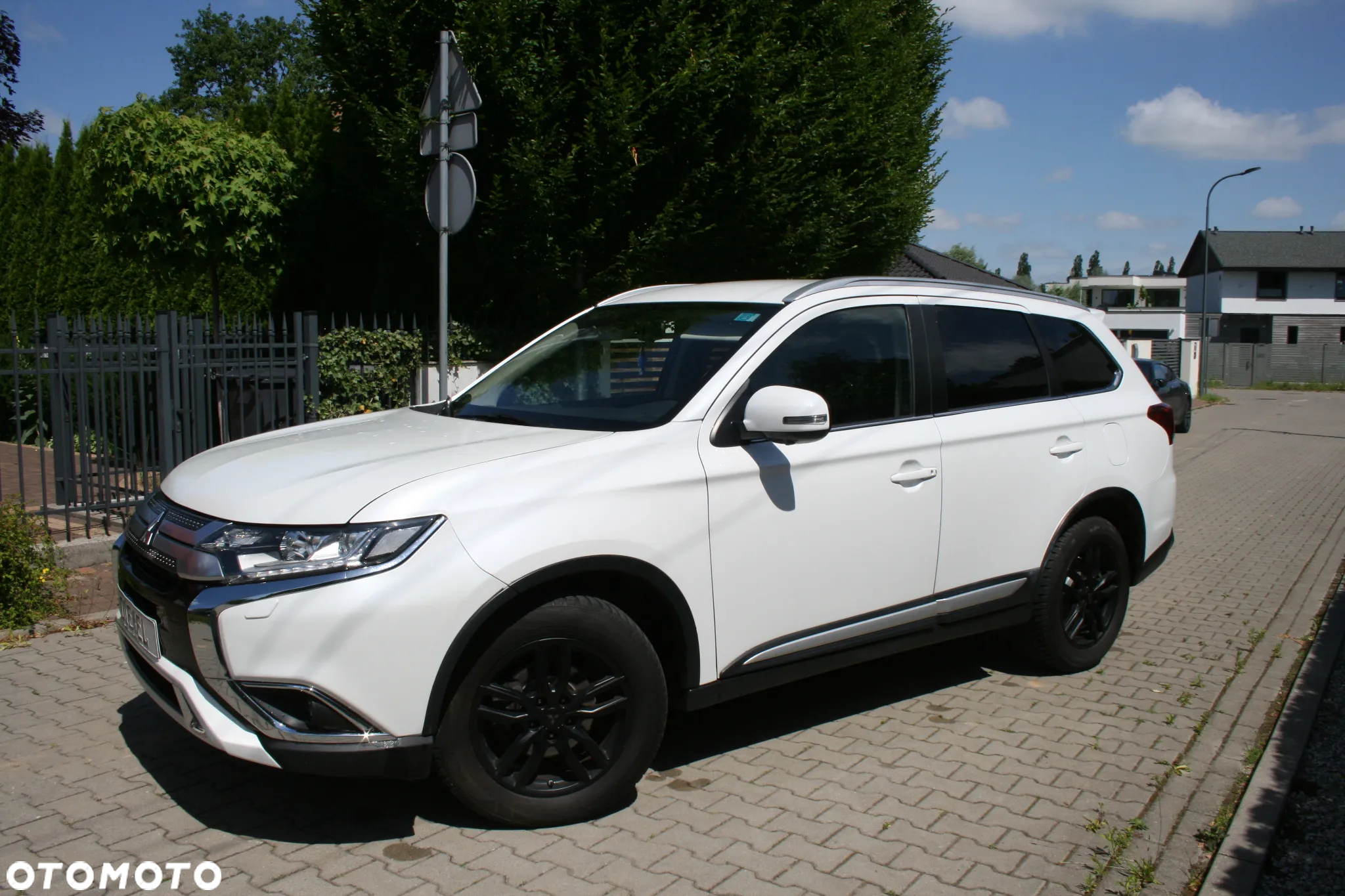 Mitsubishi Outlander 2.2 DID Intense + 4WD - 26