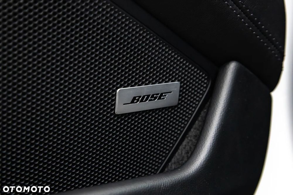 Porsche 911 Carrera 4 PDK - 31