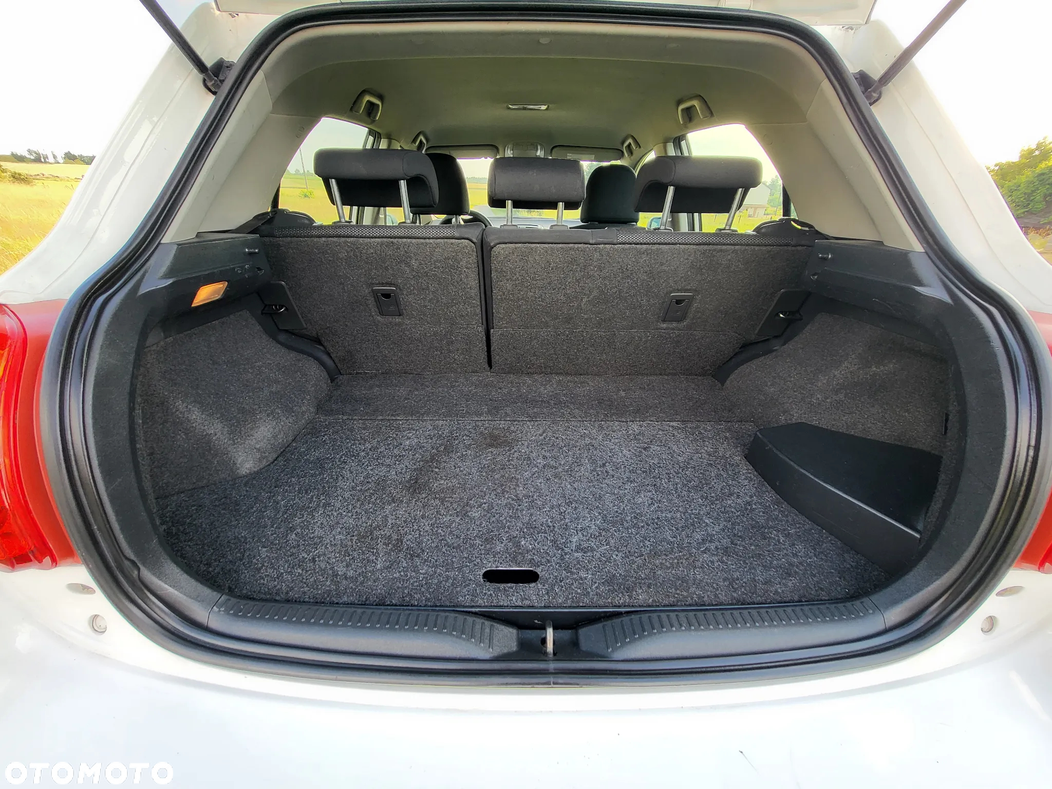 Toyota Auris 1.8 HSD Prestige NAVI - 39