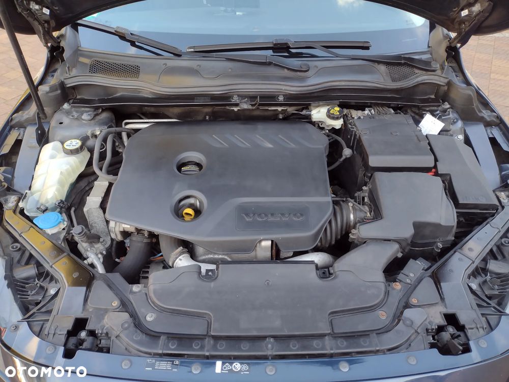 Volvo V40 D2 Kinetic - 29