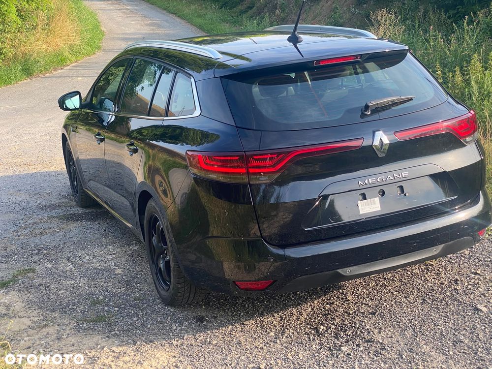 Renault Megane 1.5 Blue dCi Zen - 8