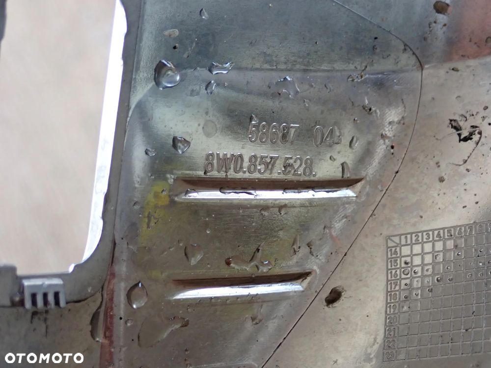 AUDI A4 B9 A5 8W0 OBUDOWA LUSTERKA PRAWY CHROM VOLKSWAGEN PASSAT B8 R-LINE LISTWA CHROM ZDERZAKA PRZÓD PRAWA 8W0857528 - 4