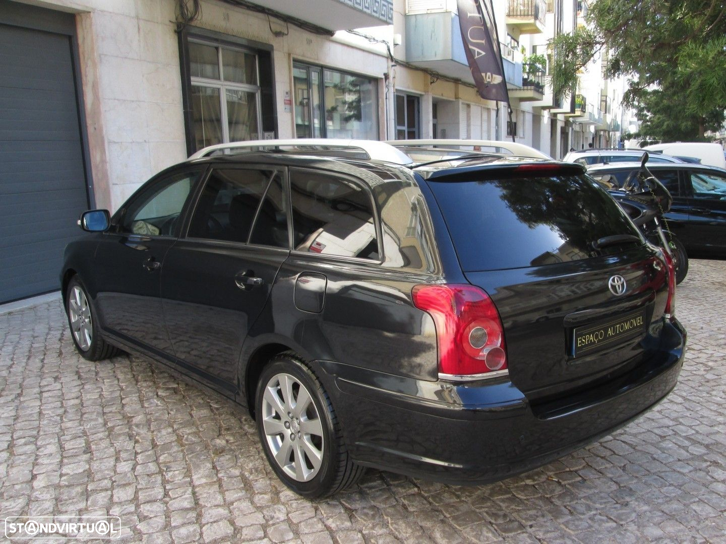 Toyota Avensis SW 2.0 D-4D Sol+GPS - 10