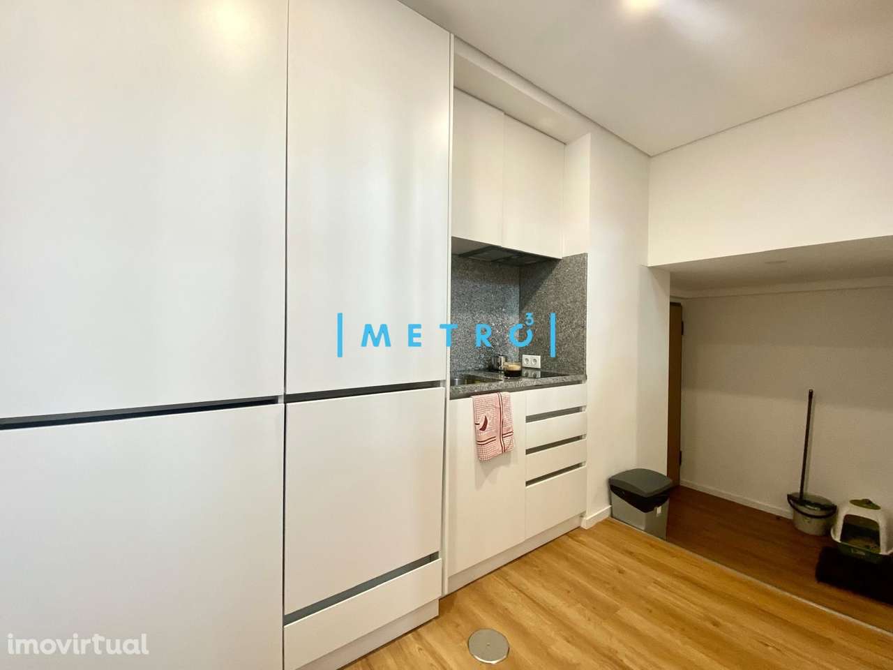 Apartamento T0 DUPLEX Venda em Paranhos,Porto - Grande imagem: 4/9