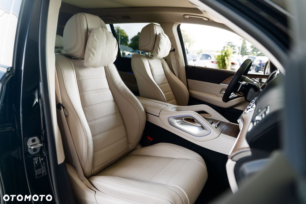 Mercedes-Benz GLS - 15