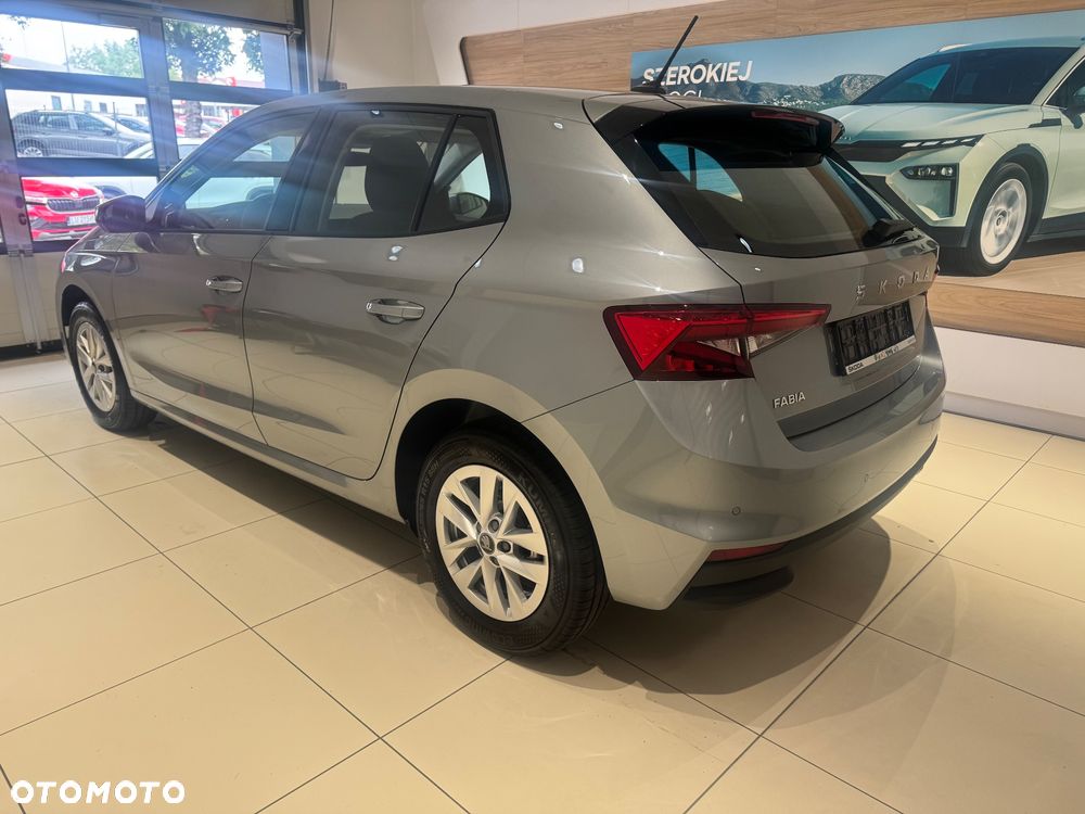 Skoda Fabia 1.0 TSI Drive - 5