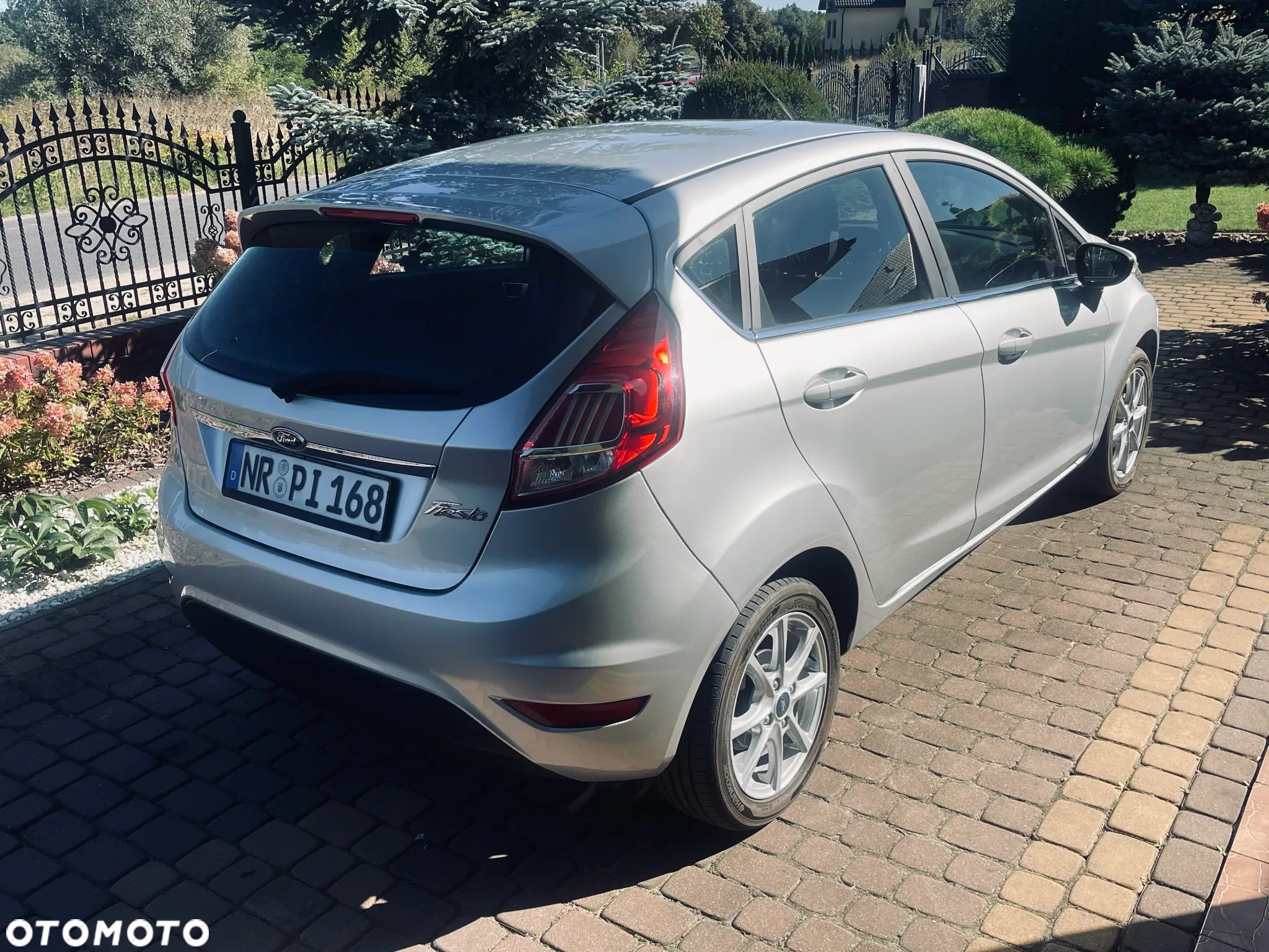 Ford Fiesta 1.5 TDCi Titanium - 4