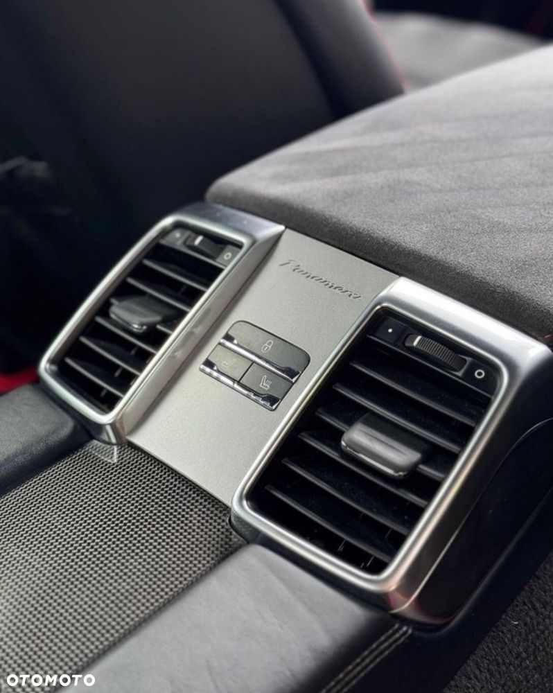 Porsche Panamera - 14