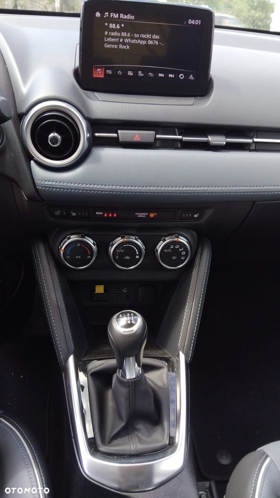 Mazda 2 - 5