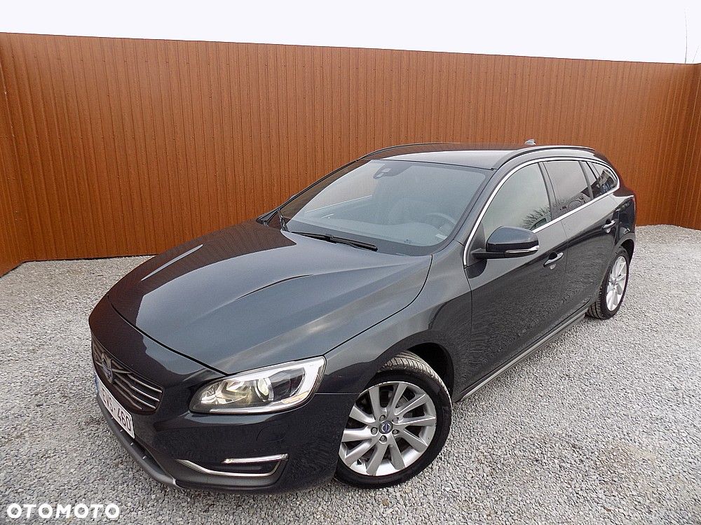 Volvo V60 Cross Country D3 Kinetic - 2