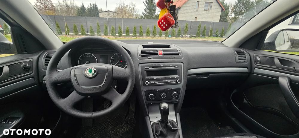 Skoda Octavia 1.6 Ambition - 3