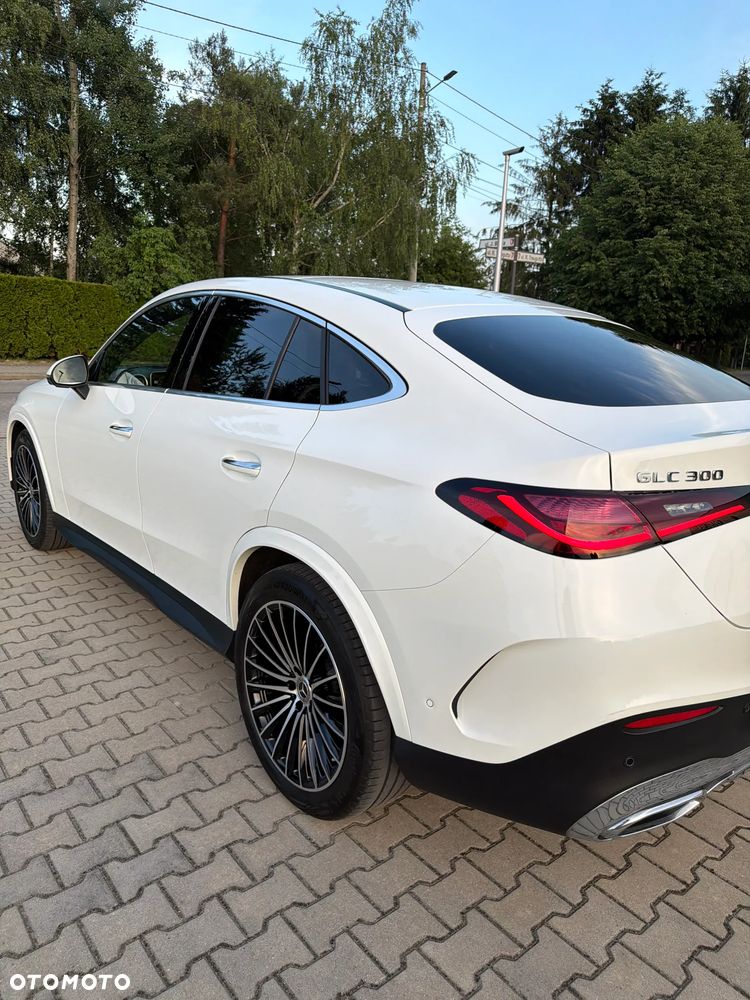 Mercedes-Benz GLC 300 mHEV 4-Matic AMG Line - 17