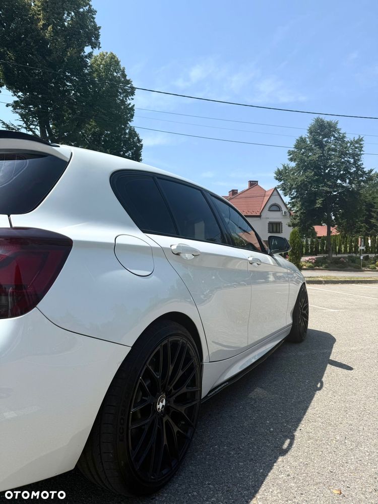 BMW Seria 1 120d Sport Line - 4