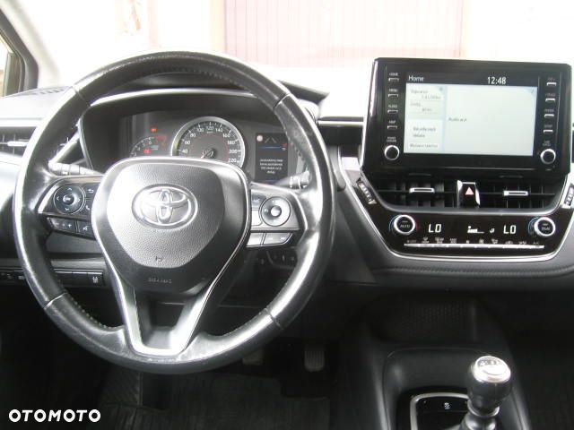 Toyota Corolla 1.6 Premium - 19