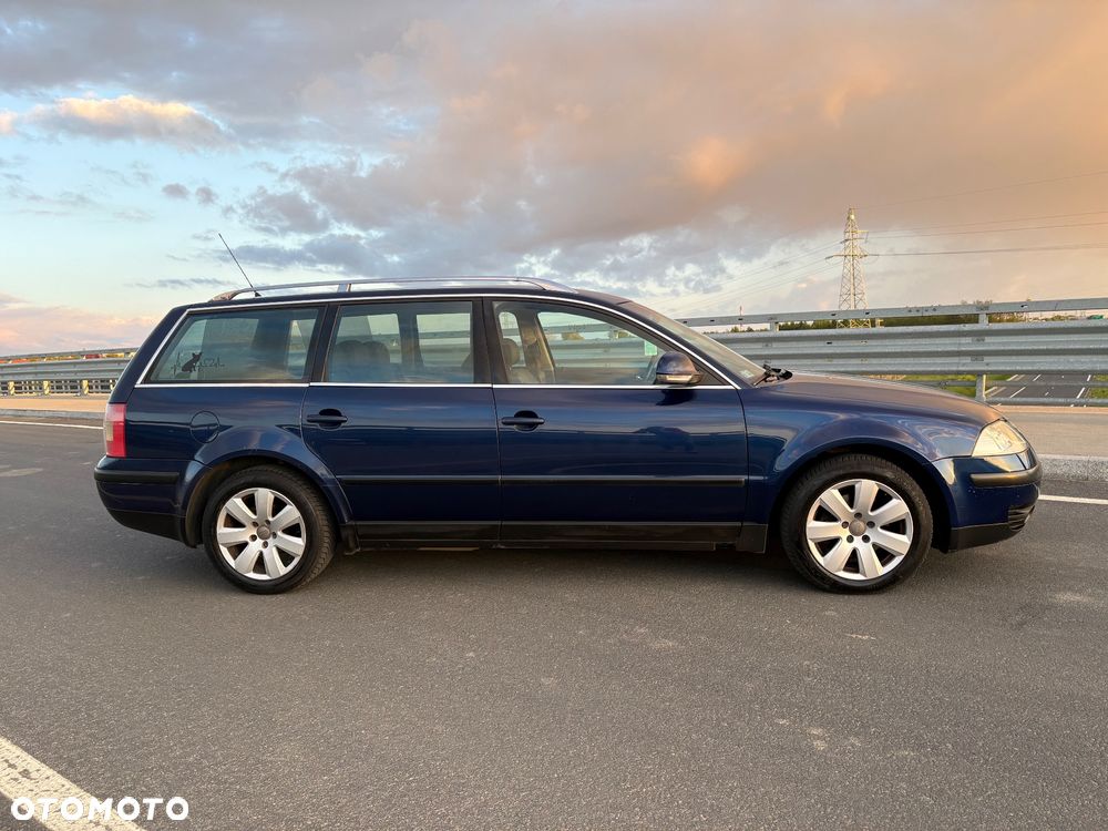 Volkswagen Passat 1.9 TDI Comfortline Family - 2