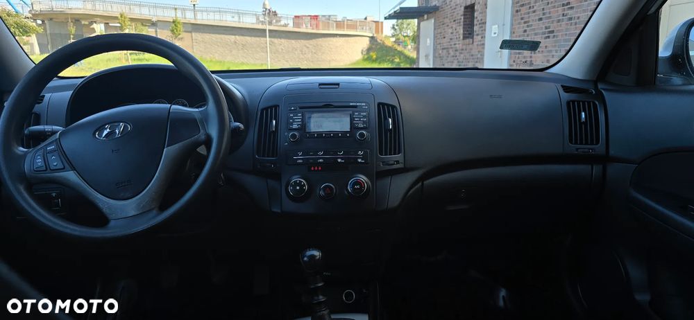 Hyundai i30 1.6 CRDi Comfort - 25