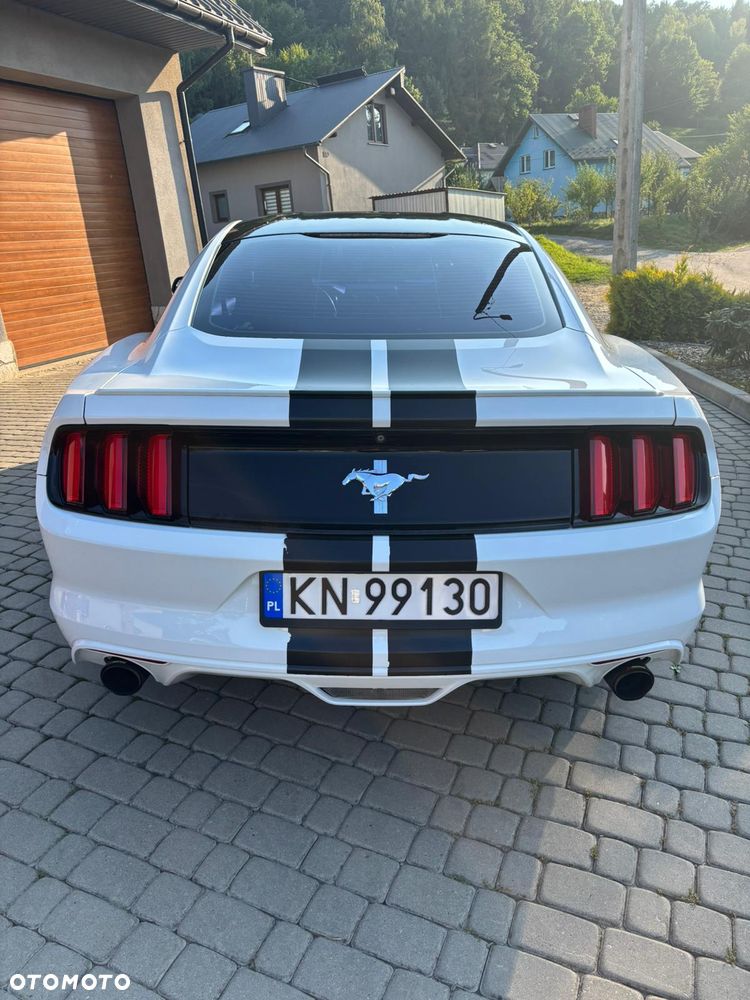 Ford Mustang 3.7 V6 - 6