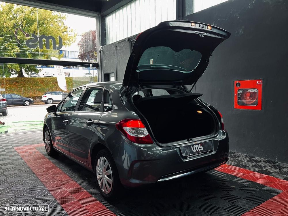 Citroën C4 e-HDi 115 ETG6 Exclusive - 42