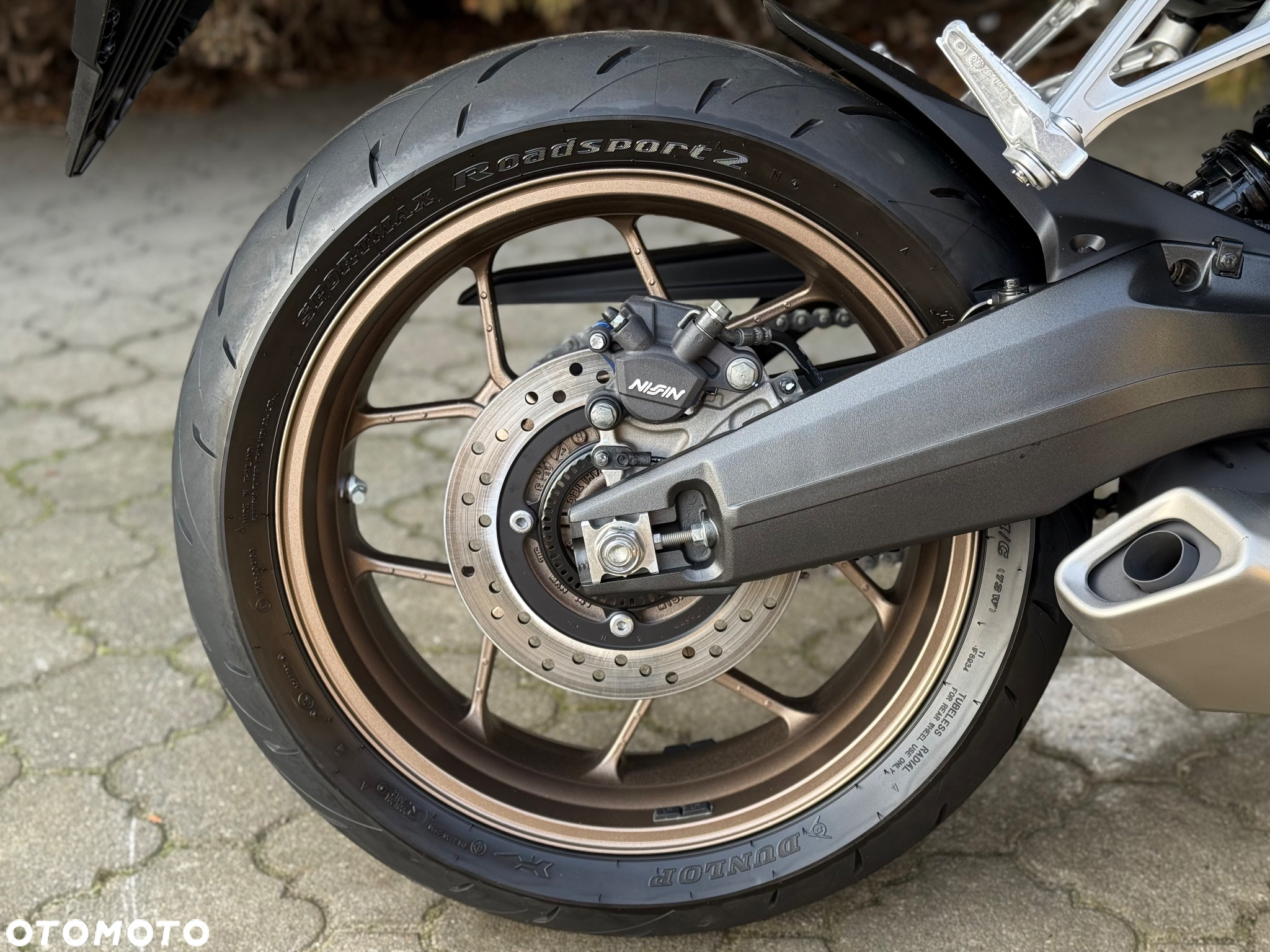 Honda CB - 16