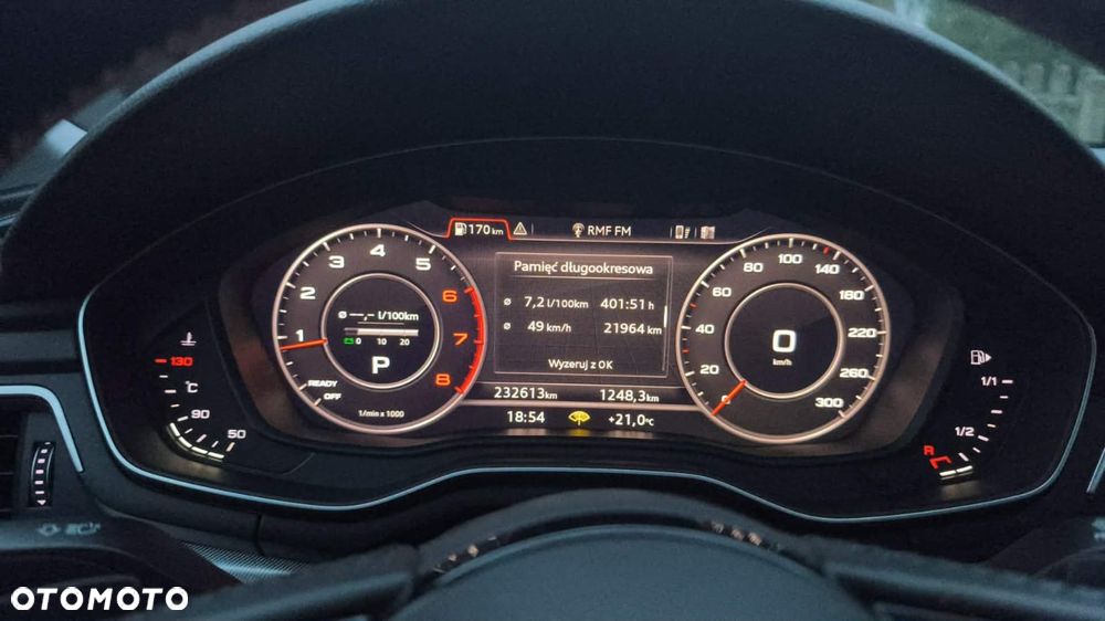 Audi A4 Limousine - 10
