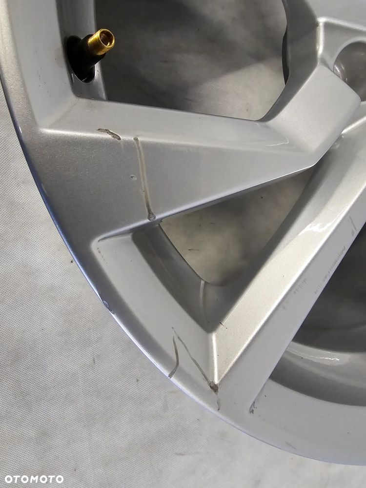 Felga AUDI TT 8S0601025AN 8,5x18 ET50 - 2