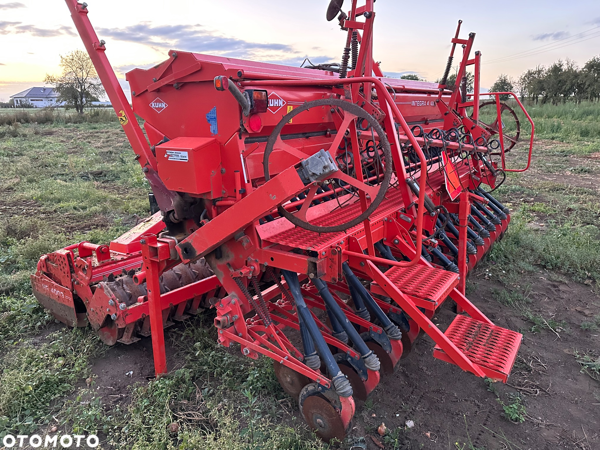 Kuhn Agregat uprawowo siewny siewnik Kuhn integra 400 wirówka hr 4003 - 6