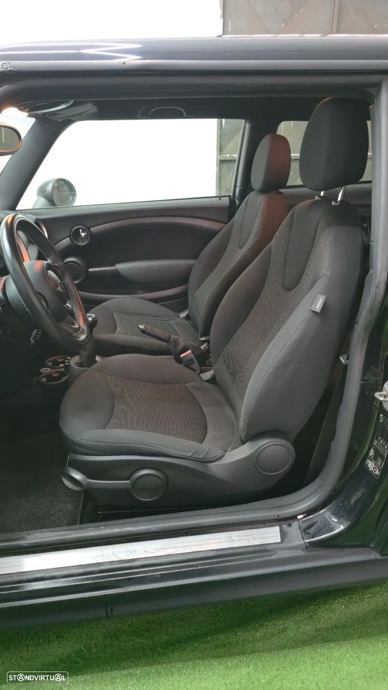 MINI 3 Portas Cooper D 50 Camden - 9