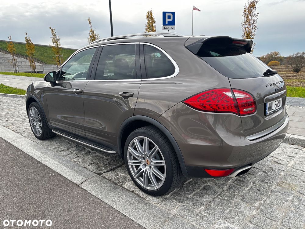 Porsche Cayenne Tiptronic S - 8