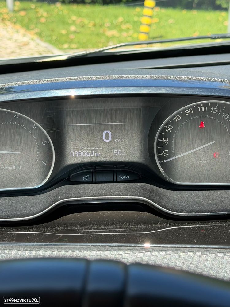 Peugeot 208 1.2 PureTech GT Line EAT6 - 7