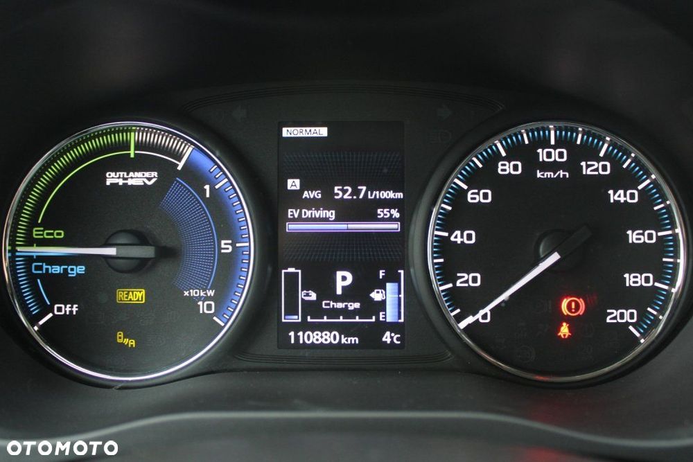 Mitsubishi Outlander - 35