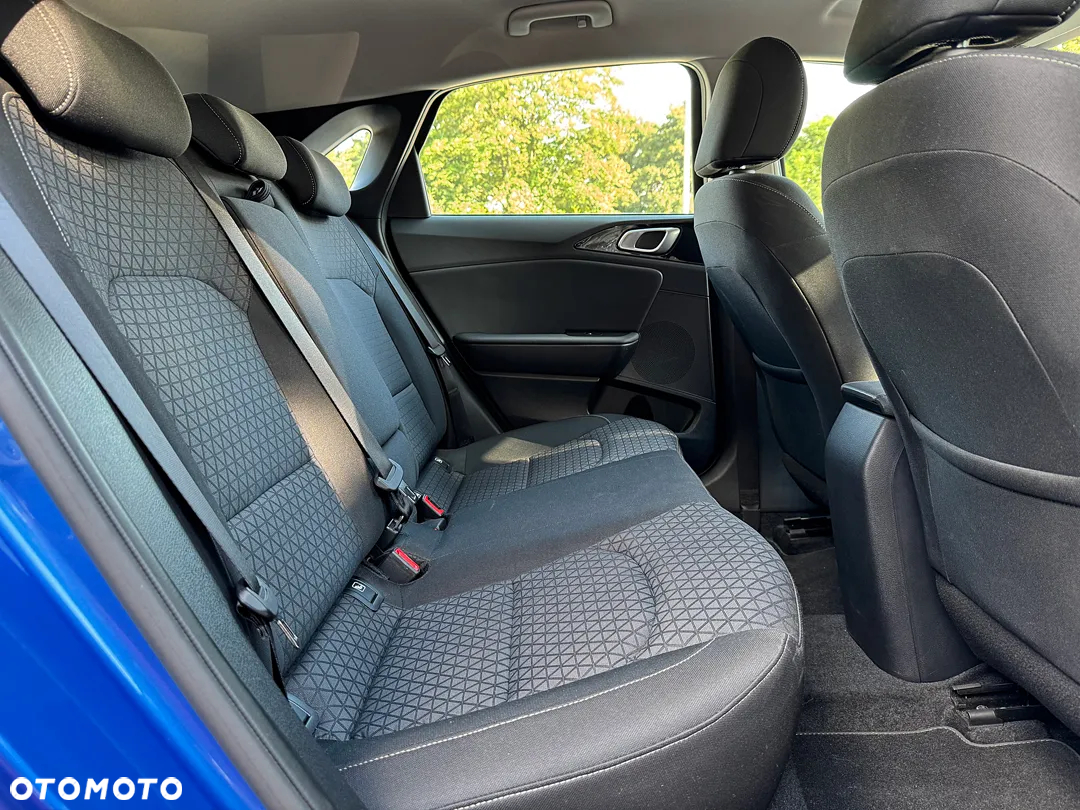 Kia Ceed 1.4 T-GDI DCT OPF Platinum Edition - 33