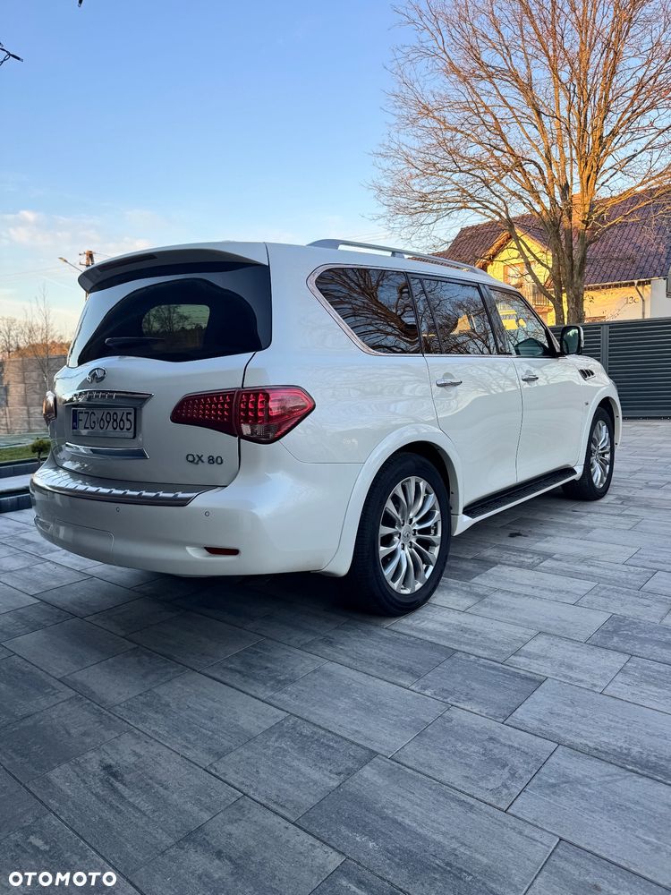 Infiniti QX80 - 6