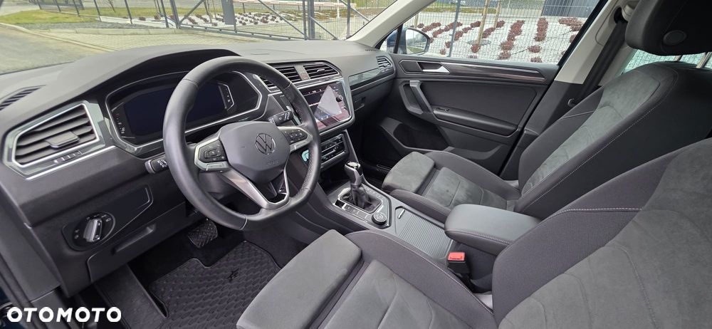 Volkswagen Tiguan - 6