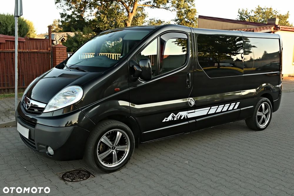Opel Vivaro - 11