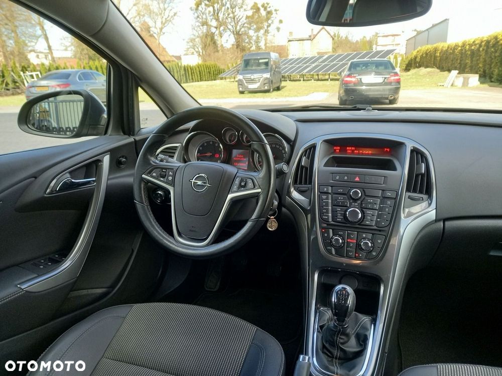 Opel Astra 1.4 Innovation - 25