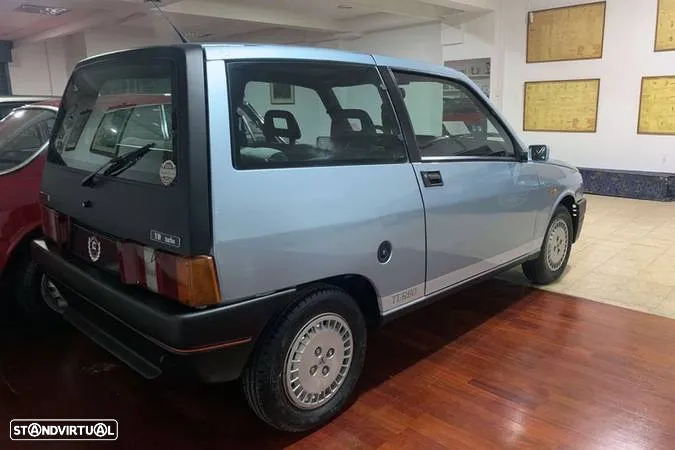 Lancia Y 10 Turbo - 7