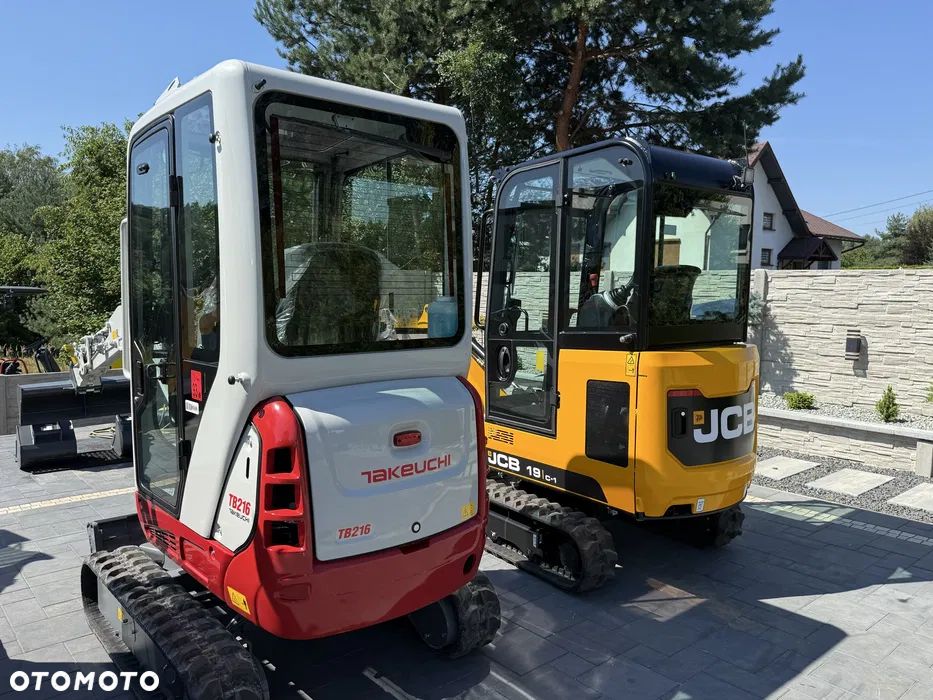 Takeuchi TB216 - 3