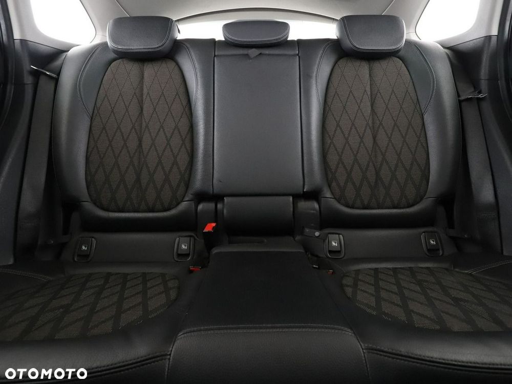 BMW X1 xDrive20d xLine - 19