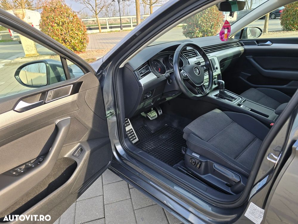 Volkswagen Passat 2.0 TDI DSG Comfortline - 5